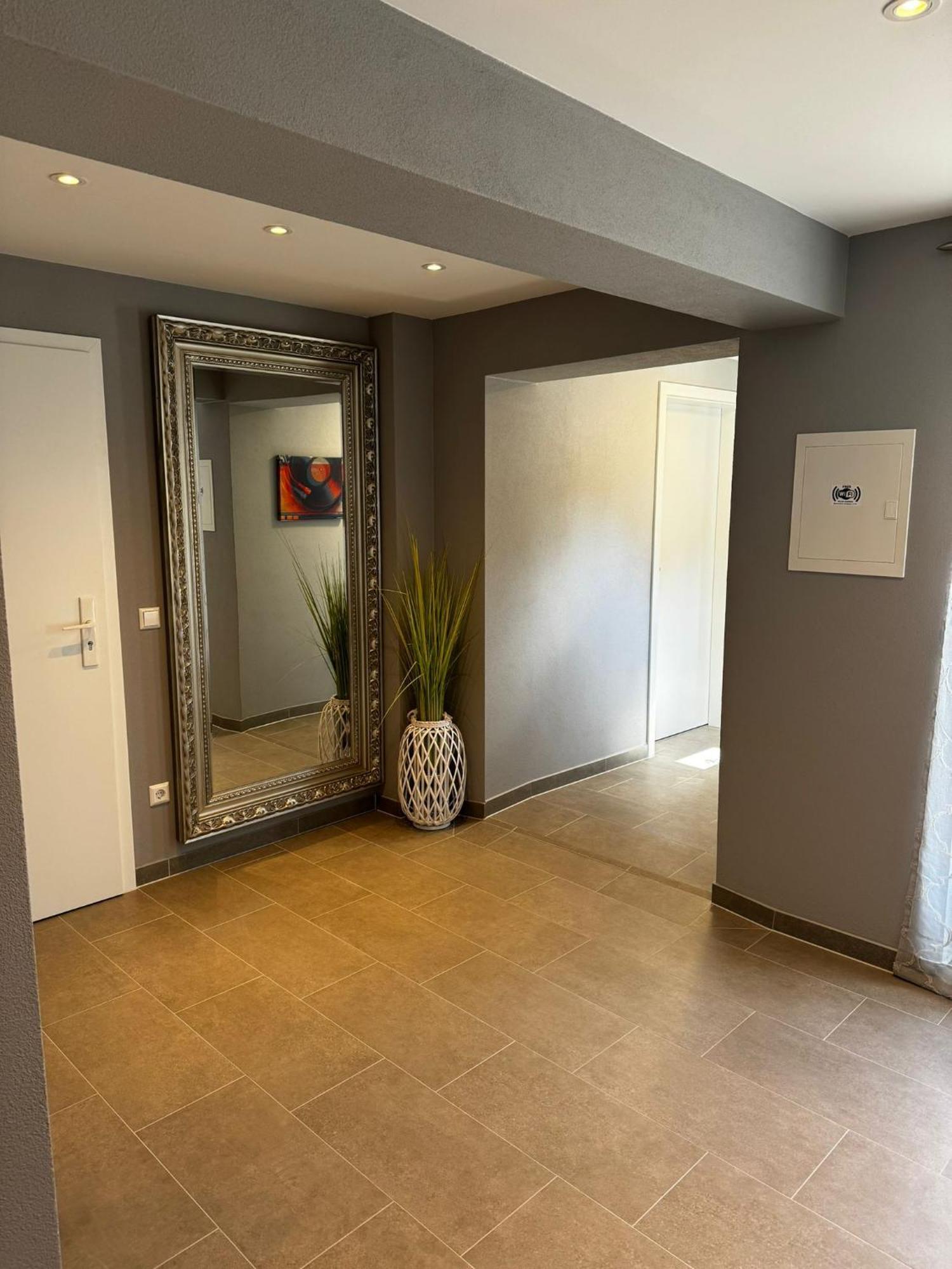 Ermmes Ferienwohnungen Sinsheim Habitación foto